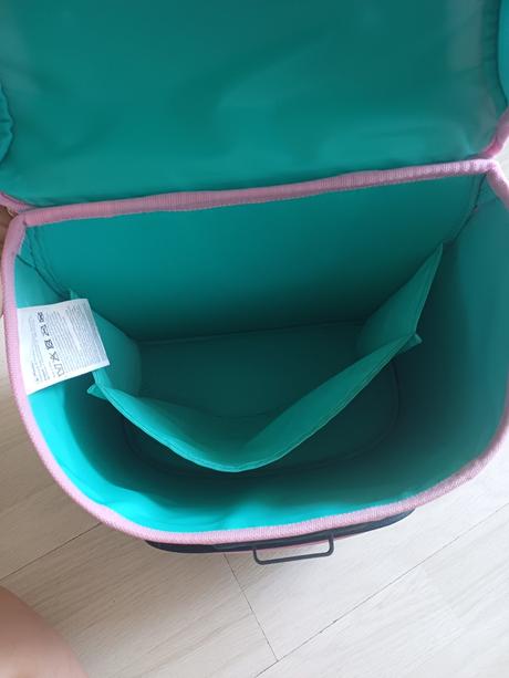 Školská aktovka + perečník + vrecúško, 