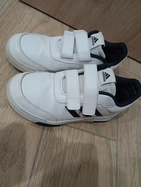Botasky, adidas,32
