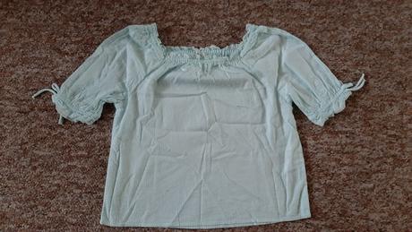 Tricko crop top, h&m,134