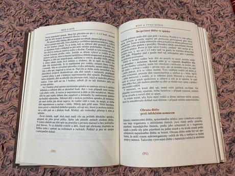 Krásna stará retro kniha péče o dítě švejcar josef, 