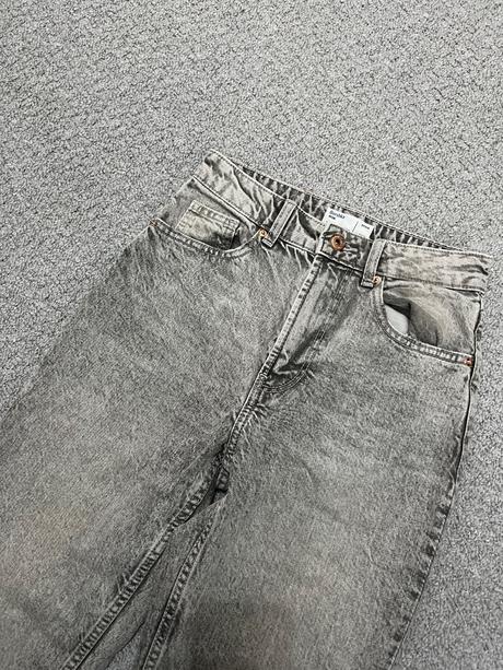 Mom jeans, bershka,xs