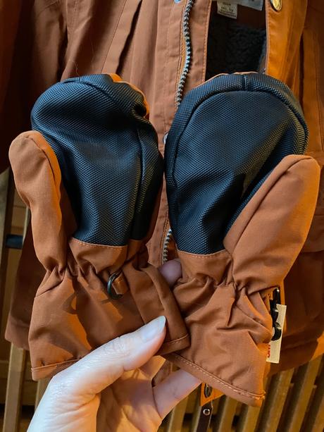 Zimna bunda en fant, 110