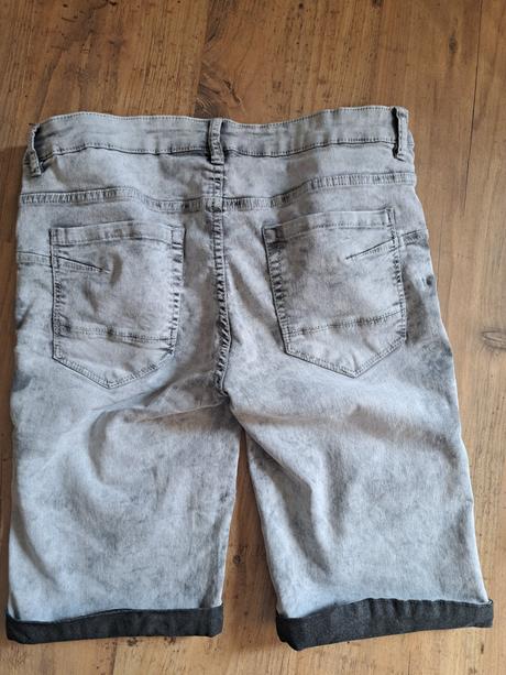 Riflove kratasy, chapter young,176