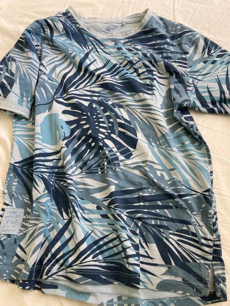 Tricko, reserved,152