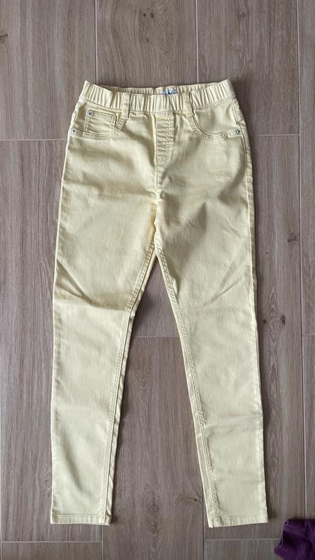 Džeginsy tenke, f&f,152