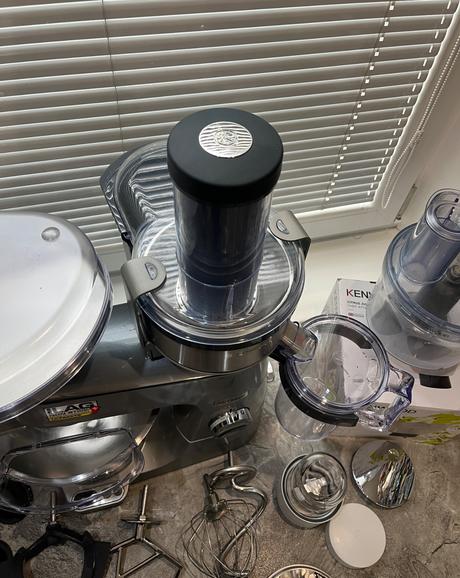 Kenwood kvc 85 kuchynský robot, 