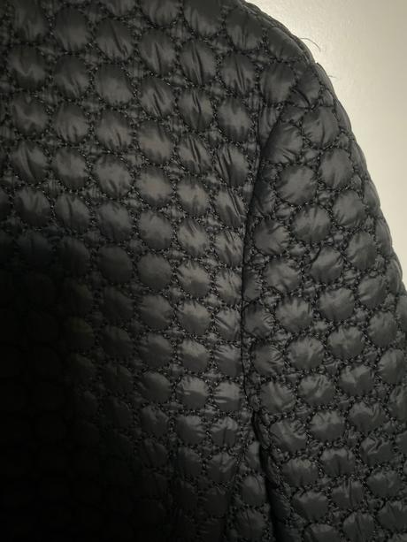 Elegantná prešívaná  bunda armani, armani,40