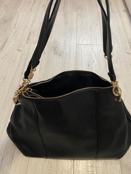 Kabelka mango, mango