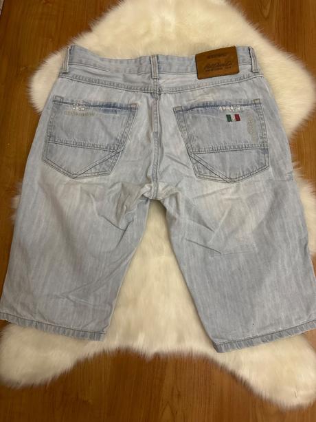 Riflové kraťase, 32