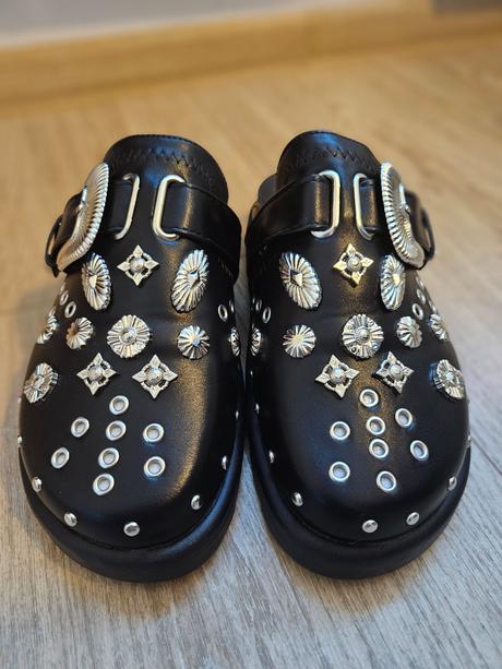 Trendy vybijane vsuvky.neprehliadnutelne.nove, 38 / 39