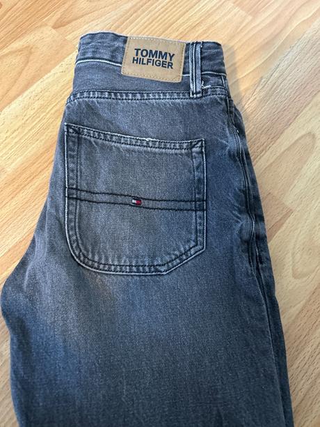 Chlapcenske rifle, tommy hilfiger,152