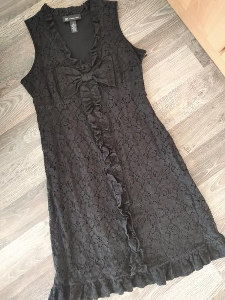 Čipkované šaty, s