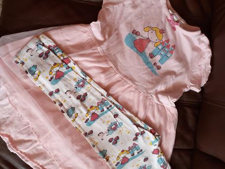 Princeznovská nočná košieľka s legínami, bonprix,110