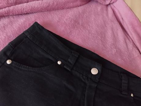 Rifl. sukňa - tenká, elastická, m