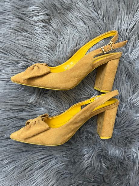 Sandálky 37 1xkrat obute, 37