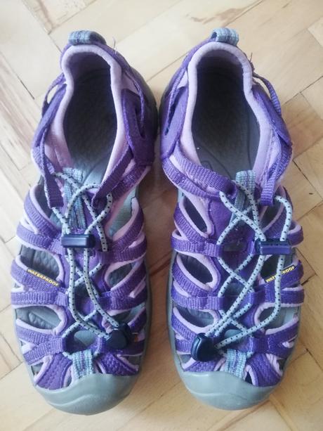 Sandálky keen, keen,37