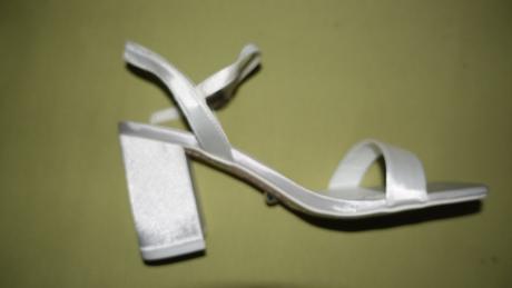 Nove sandale lipsy london, 38