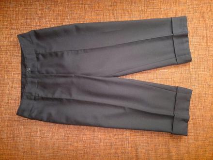 Dámske nohavice 3/4 elegantné na puky, 36