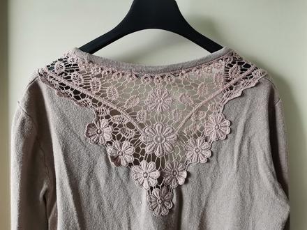 Svetrík s čipkou, xs