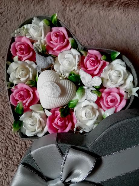 Box v tvare srdca s mydielkami, 