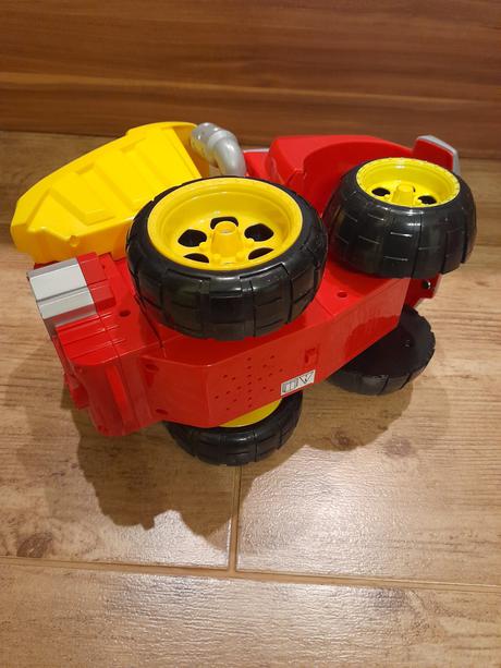 Prevalujúci sa chuck hasbro tonka, 