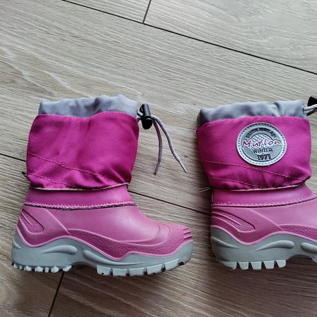 Snehule muflon, ren but,22