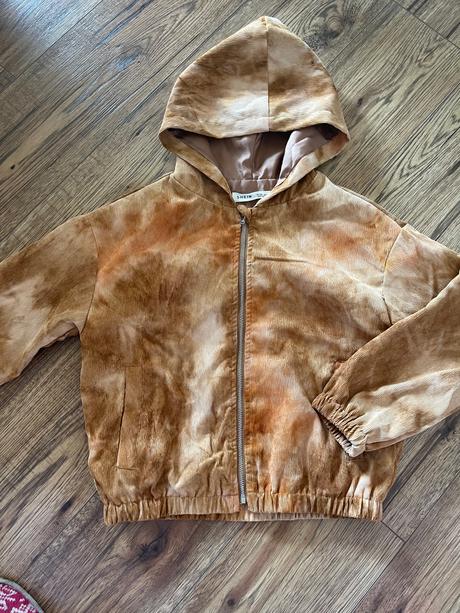 Prechodná bunda, 128