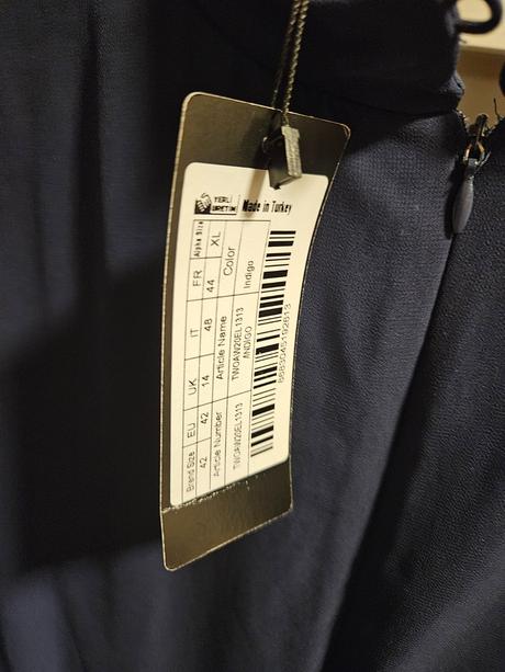 Trendyol saty nove, 40