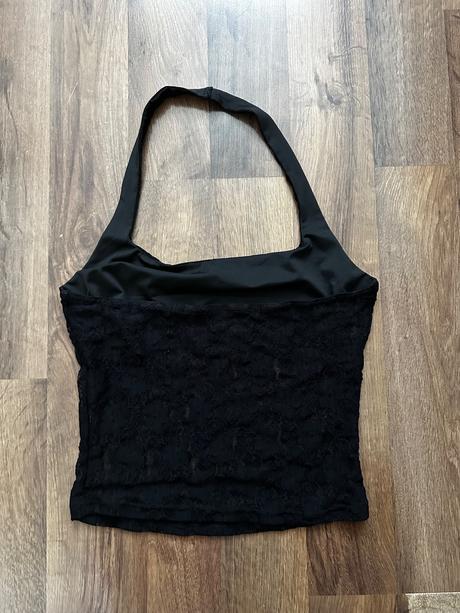 Čierny čipkovaný top, m