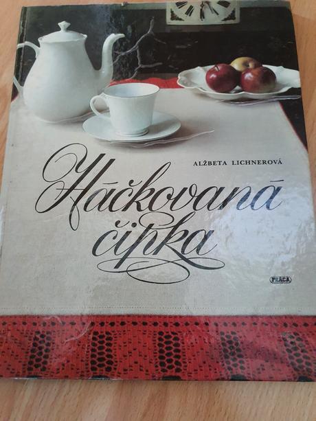 Kniha háčkovana čipka, 