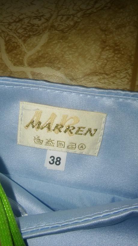 Spolocenske korzetove saty, 38