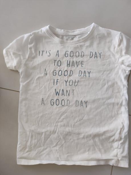 Tricko, reserved,128