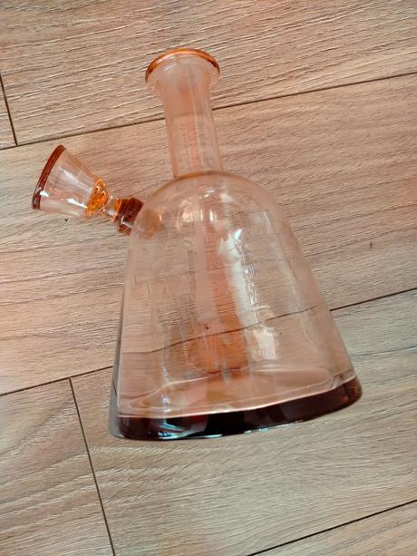 Sklenená karafa a 2 poháre, 