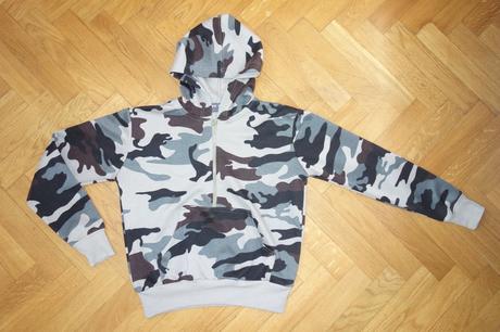 Maskáčová mikina, 146