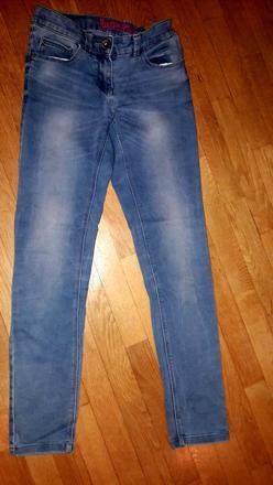 Dievčenské rifle, 146