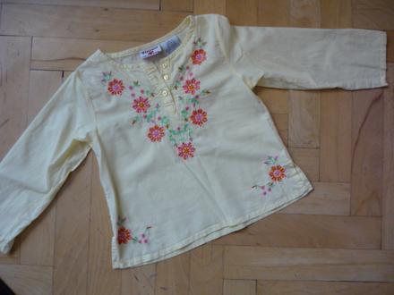 Vyšívaná košieľka, 104