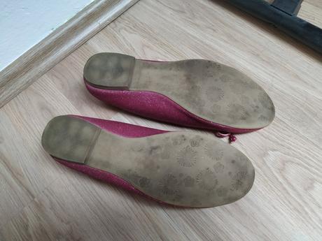 Trblietavé baleríny, 40