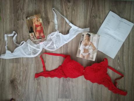 Luxusná čipkovana podprsenka červena a biela 85d, 85d