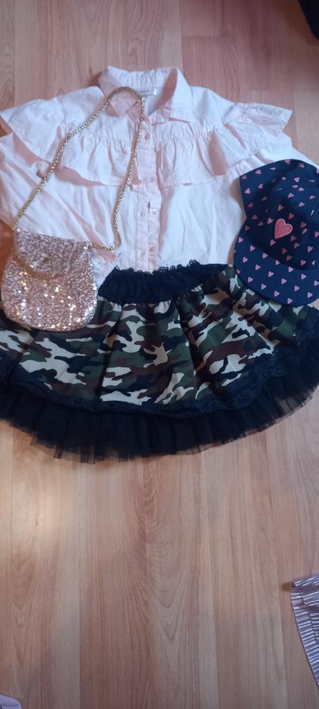 122-128 sukna a kosela, 122–134