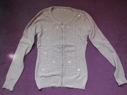 Svetlohnedý svetrík, s