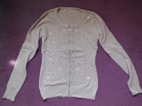 Svetlohnedý svetrík, s