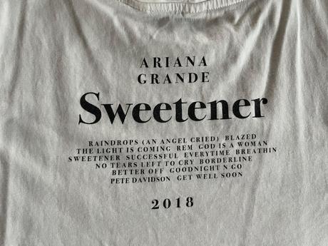 Ariana grande tricko, h&m,146