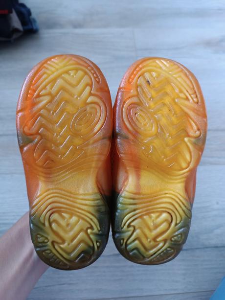 Topánky do vody, 26