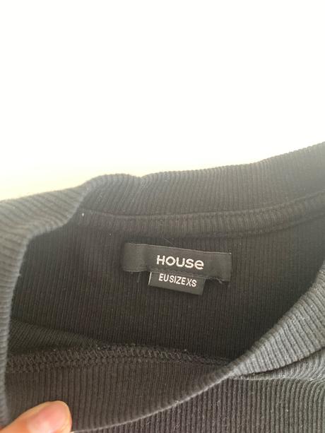 Tricko, house,152