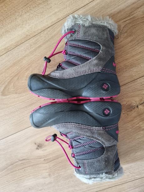 Snehule, columbia,26