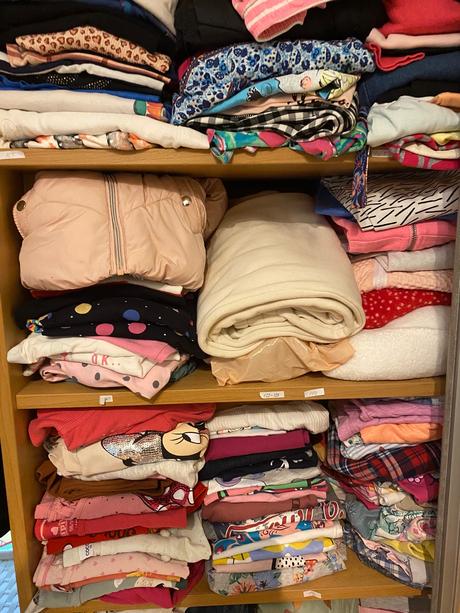 Balík krásneho oblečenia, 122–134