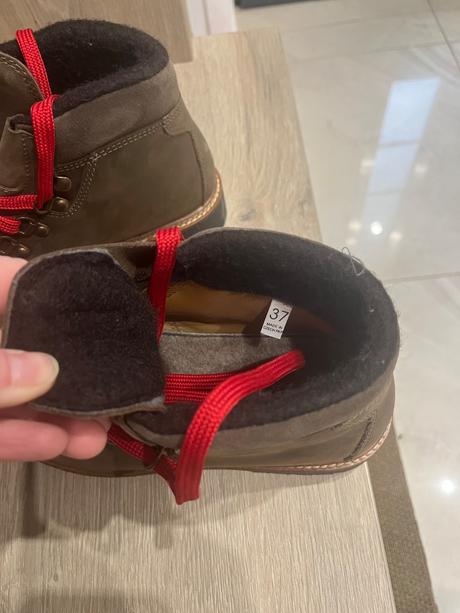 Turisticke topanky olang, olang,37