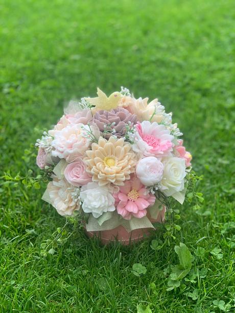 Mydlova kytica gratulačná, 