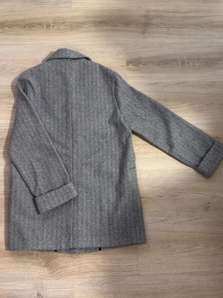 Damsky kabatik, bershka,s