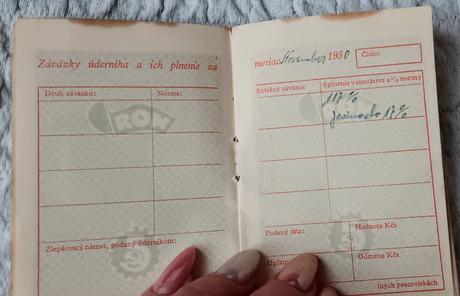 Knižka úderníka roh r.1950, 